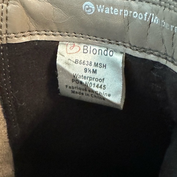 Blondo Nina Waterproof Tan Suede Ankle Booties - Picture 9 of 10